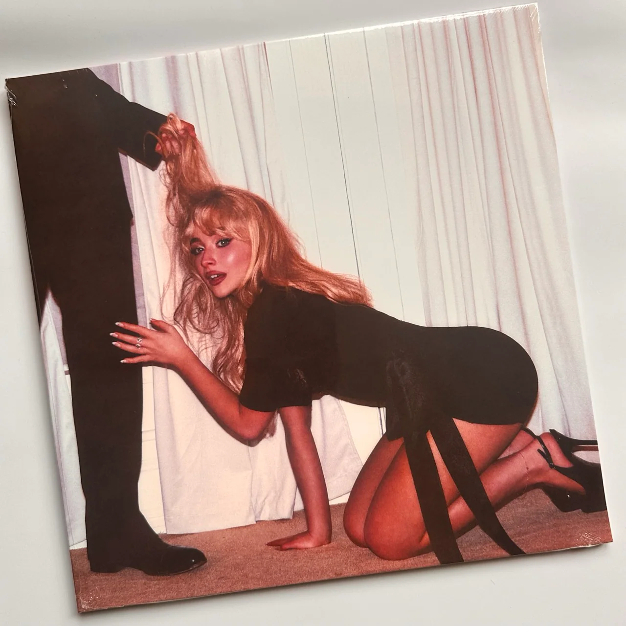 Sabrina Carpenter - Man's Best Friend, Opaque Light Blue Vinyl - Image 4